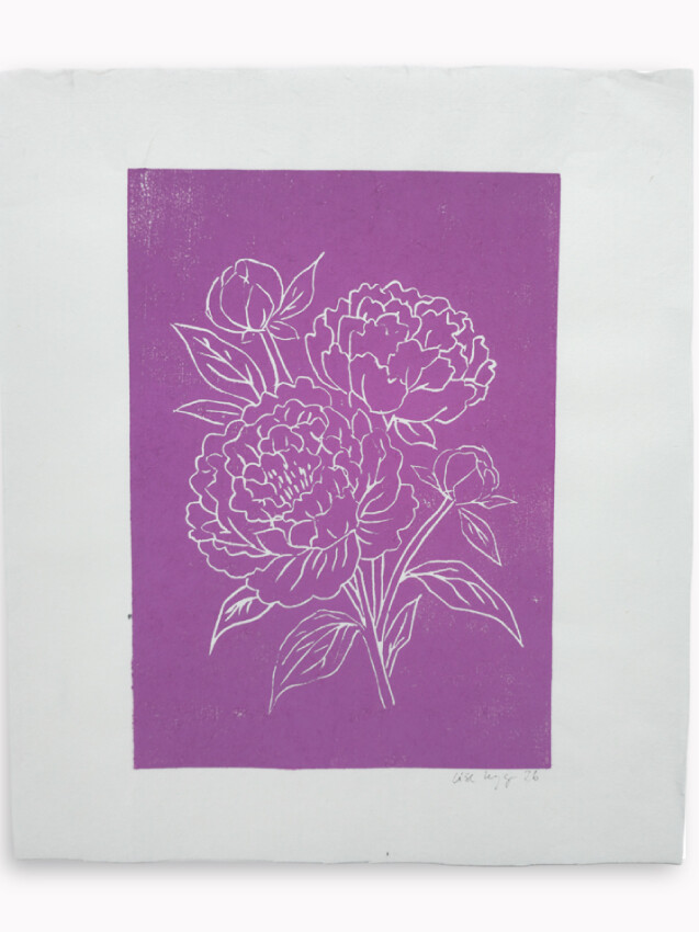 Linoliumstryk p&aring; japansk h&aring;ndlavet pair. P&aelig;oner - rosa. Lise Kryger